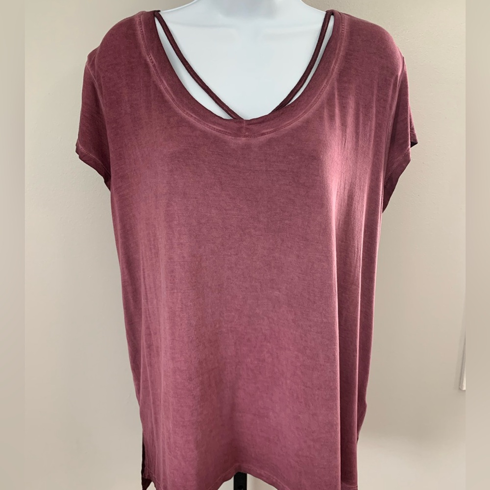 American Eagle Outfitters Tee